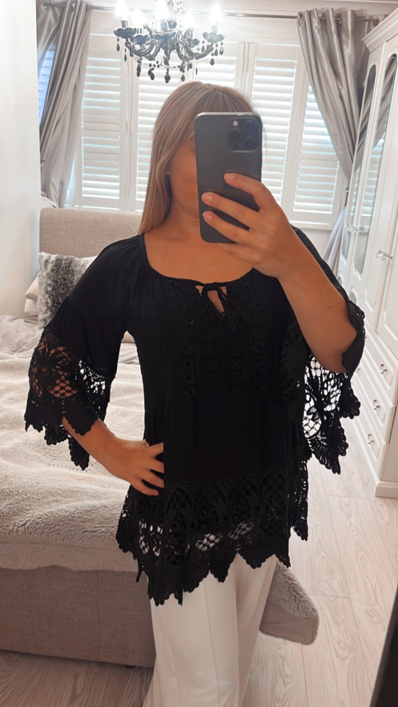 MILLY LACE BOTTOM BLOUSE