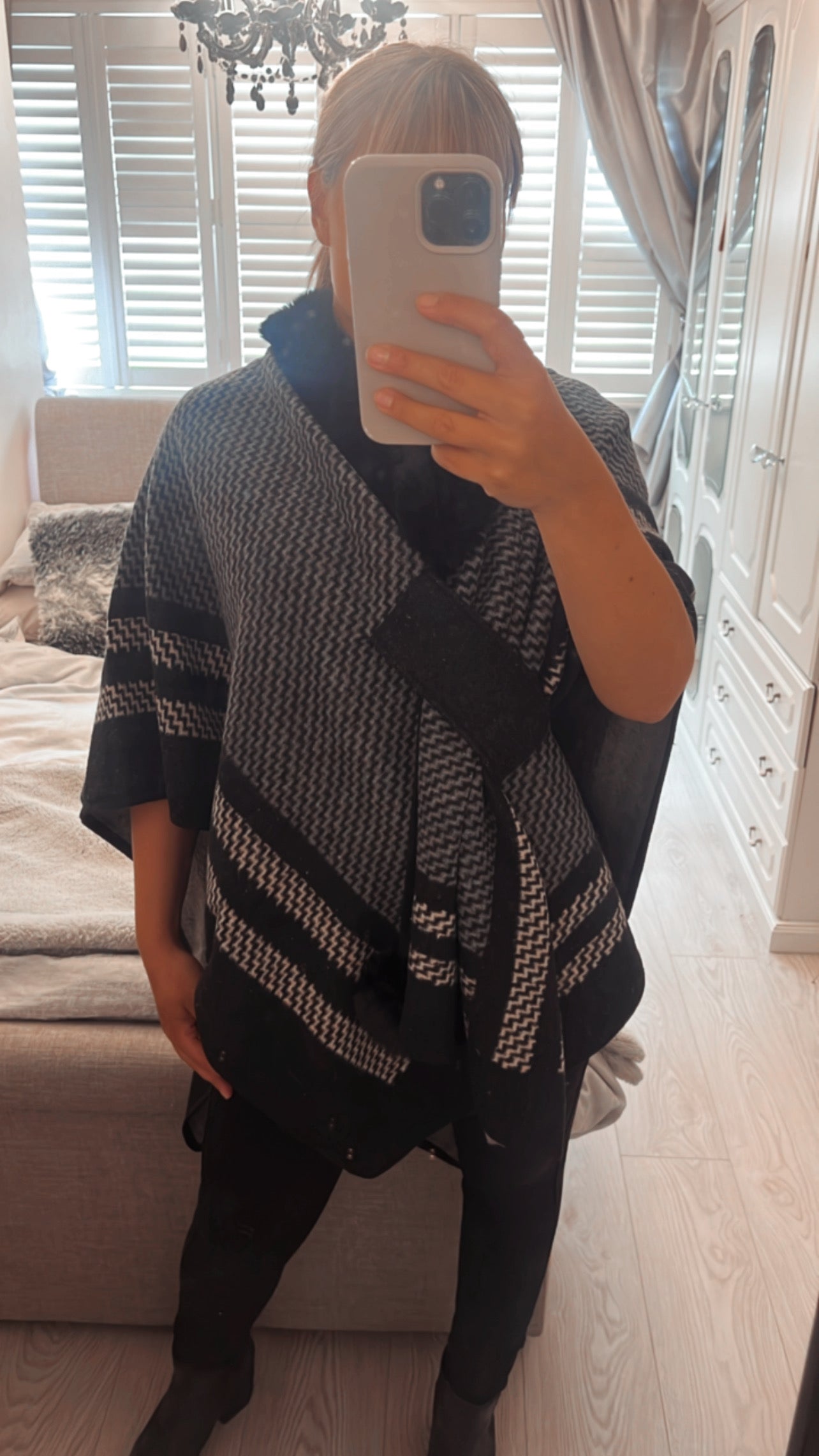 FAUX FUR PONCHO