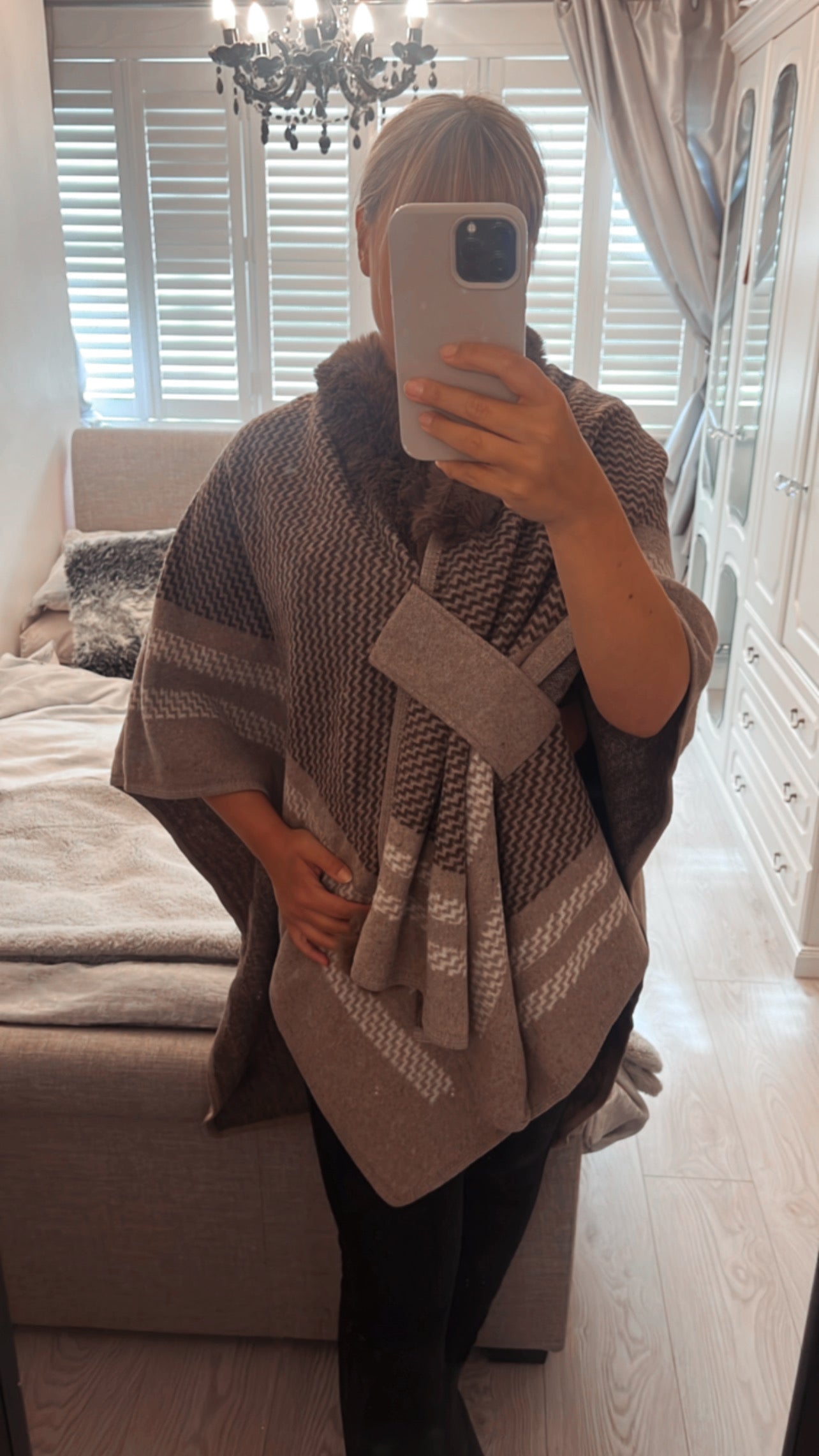 FAUX FUR PONCHO