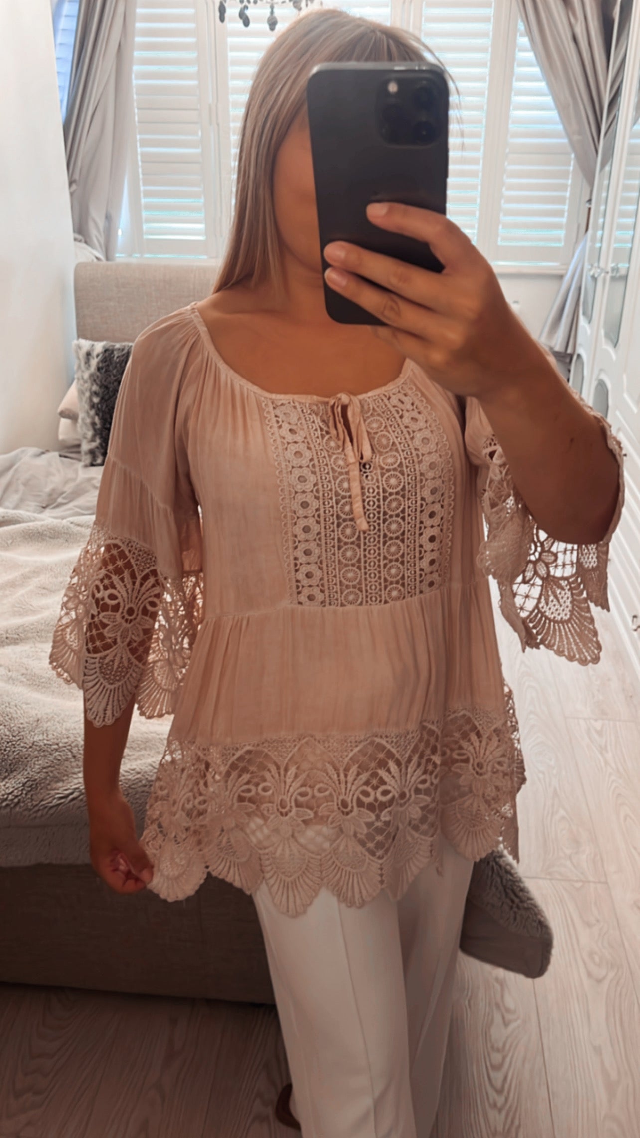 MILLY LACE BOTTOM BLOUSE