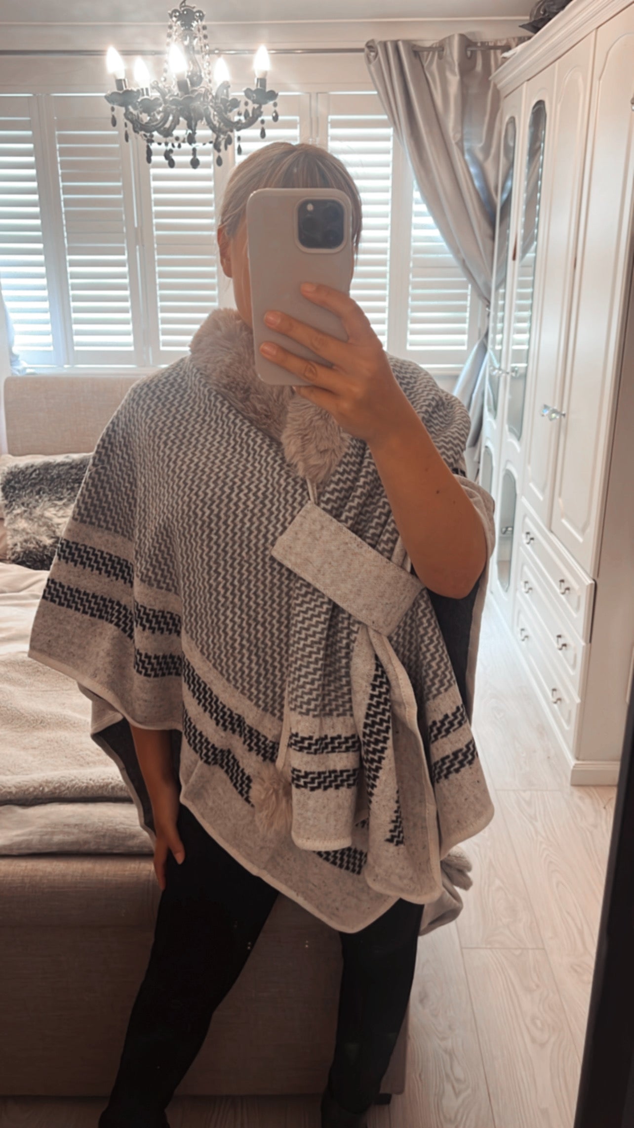 FAUX FUR PONCHO