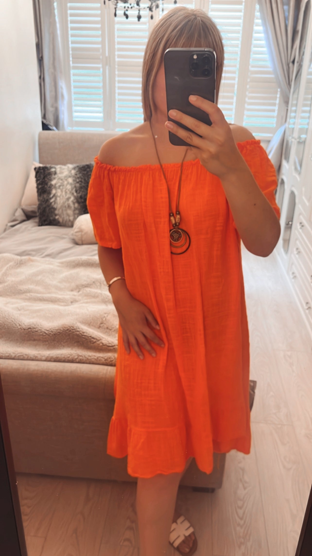 DRESS WITH NECKLACE