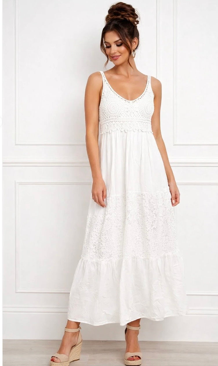 LUCIA TIERED LACE PANEL DRESS (ONE SIZE 8-16)