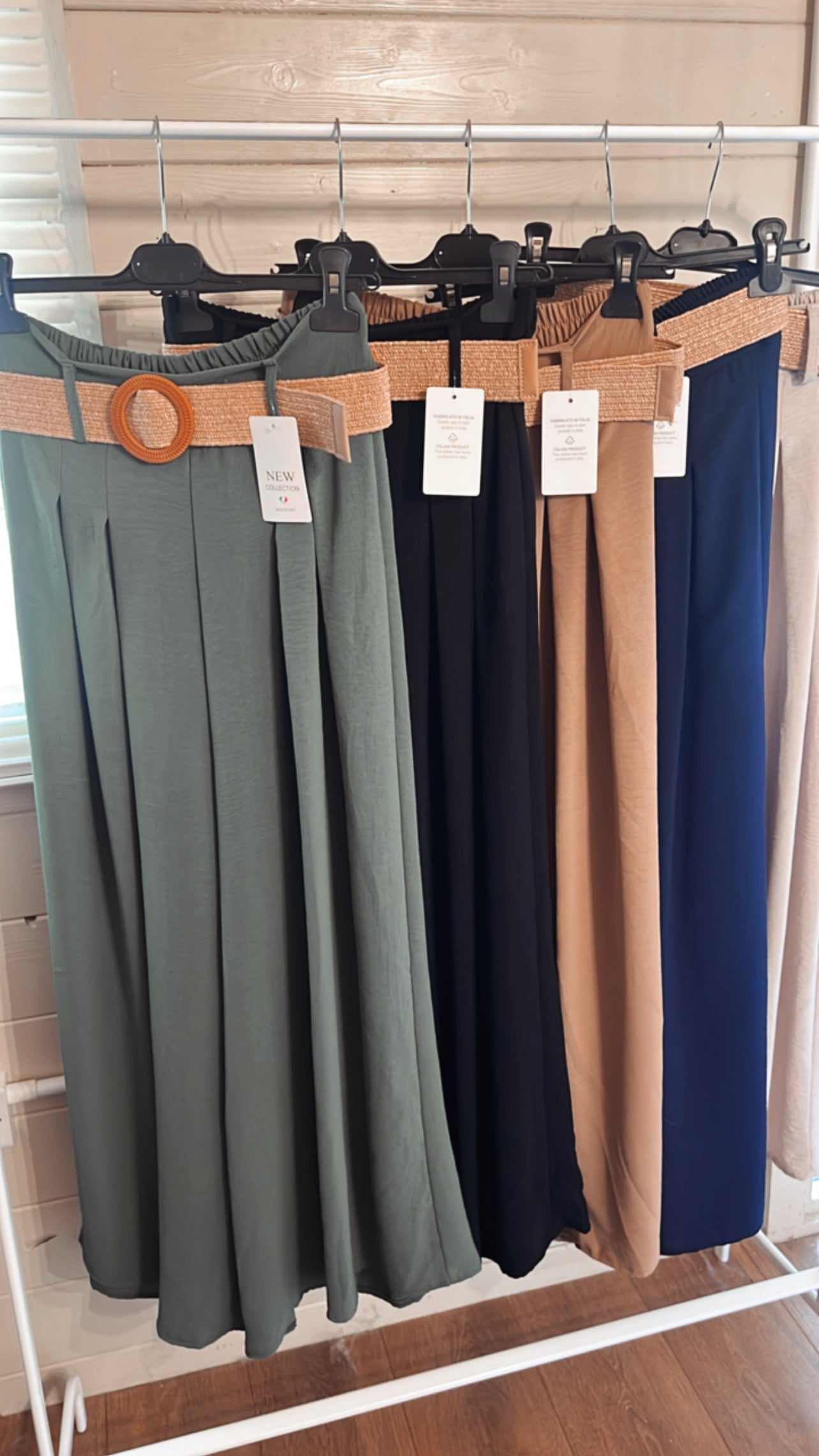 WIDE LEG TROUSERS WITH BELT