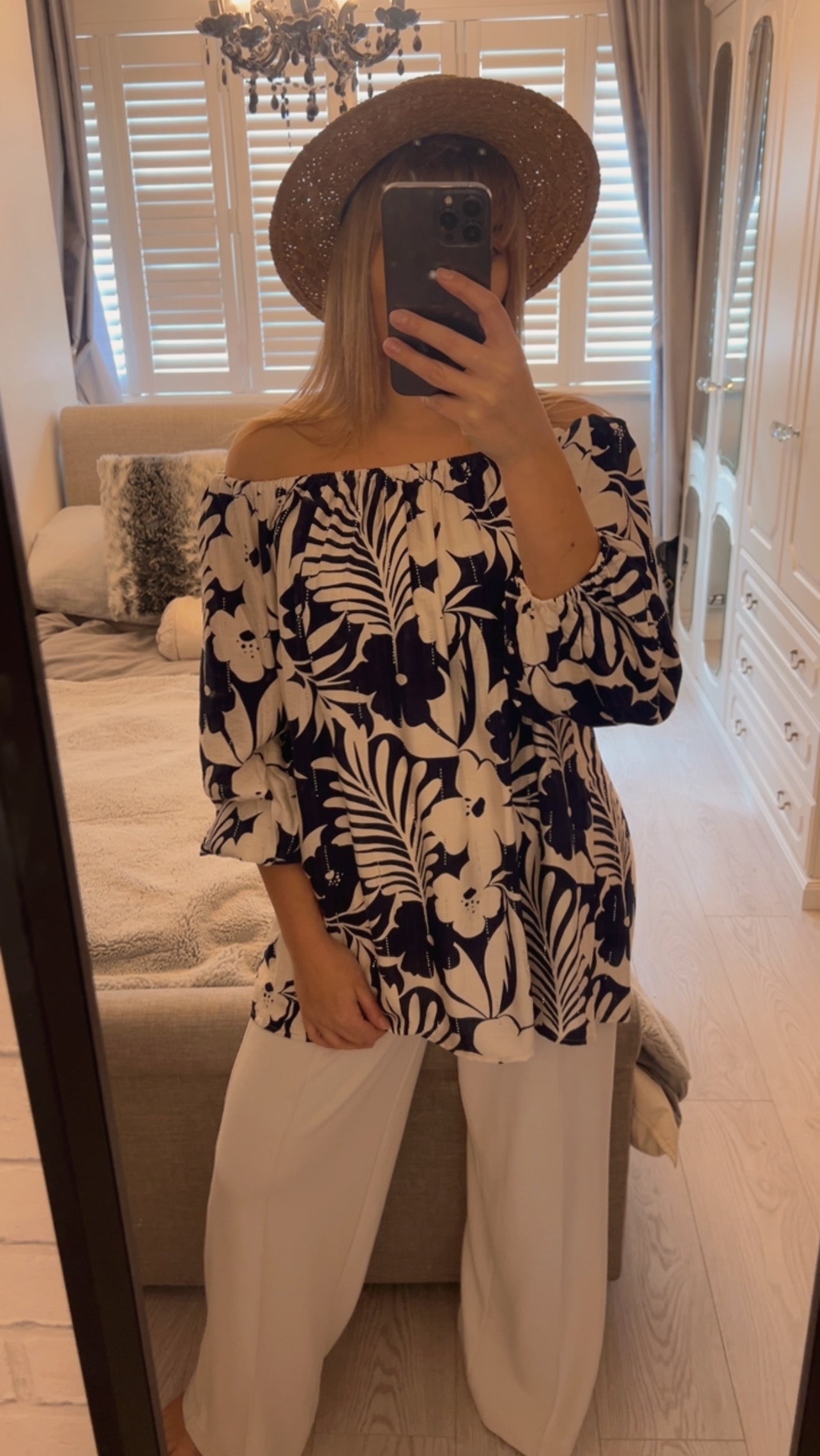 LINEN BLEND FLORAL BLOUSE