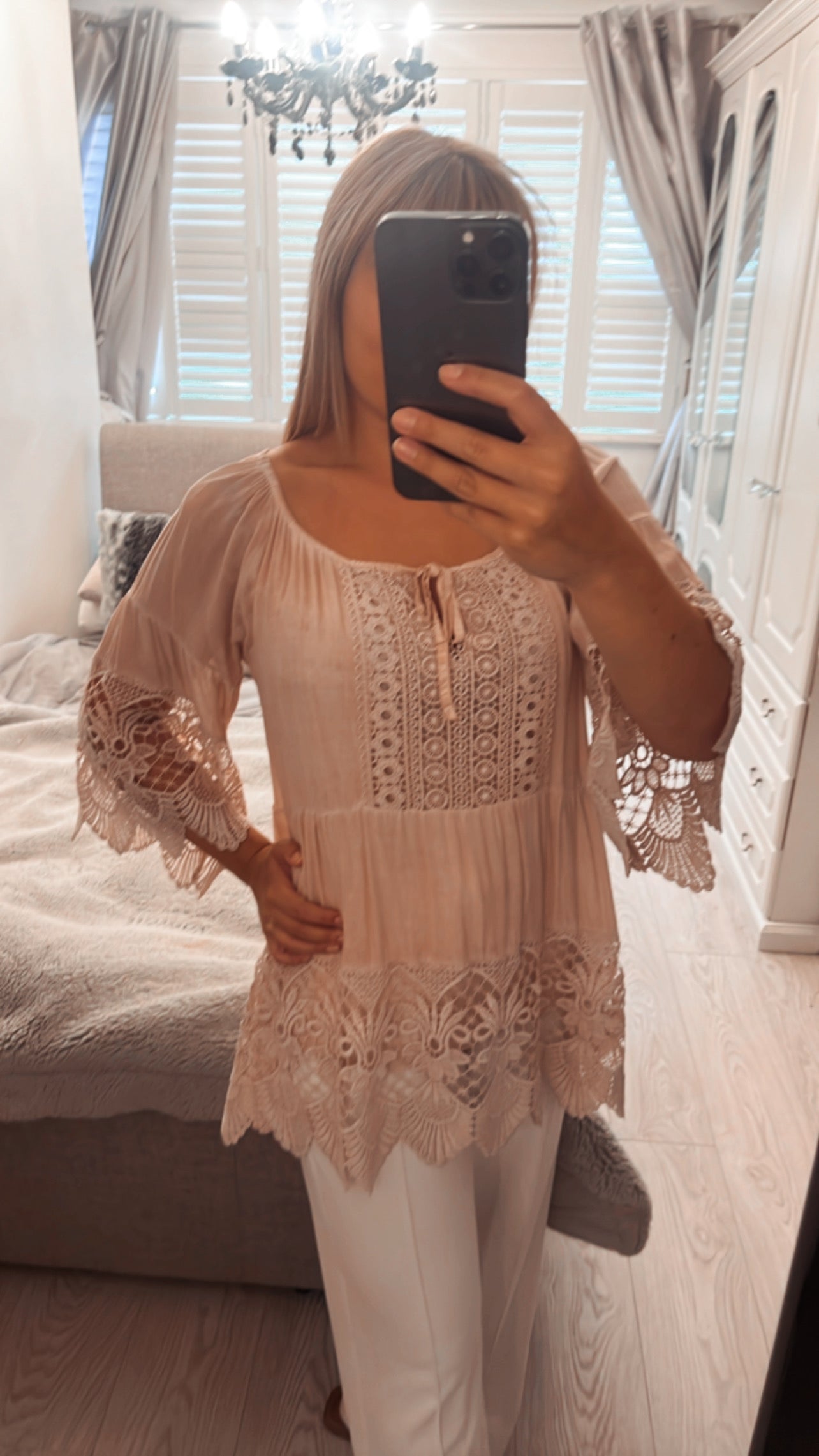 MILLY LACE BOTTOM BLOUSE