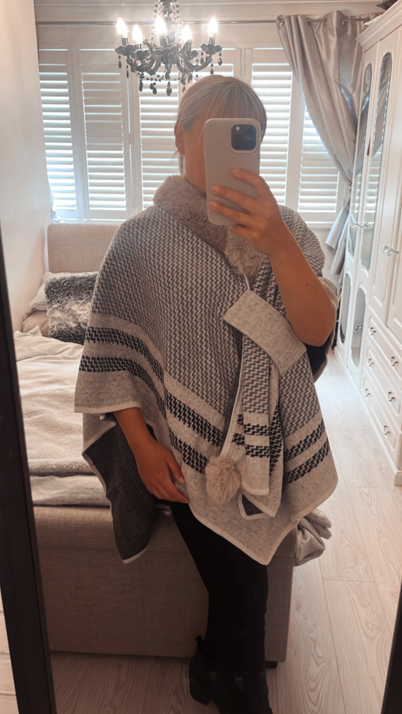 FAUX FUR PONCHO