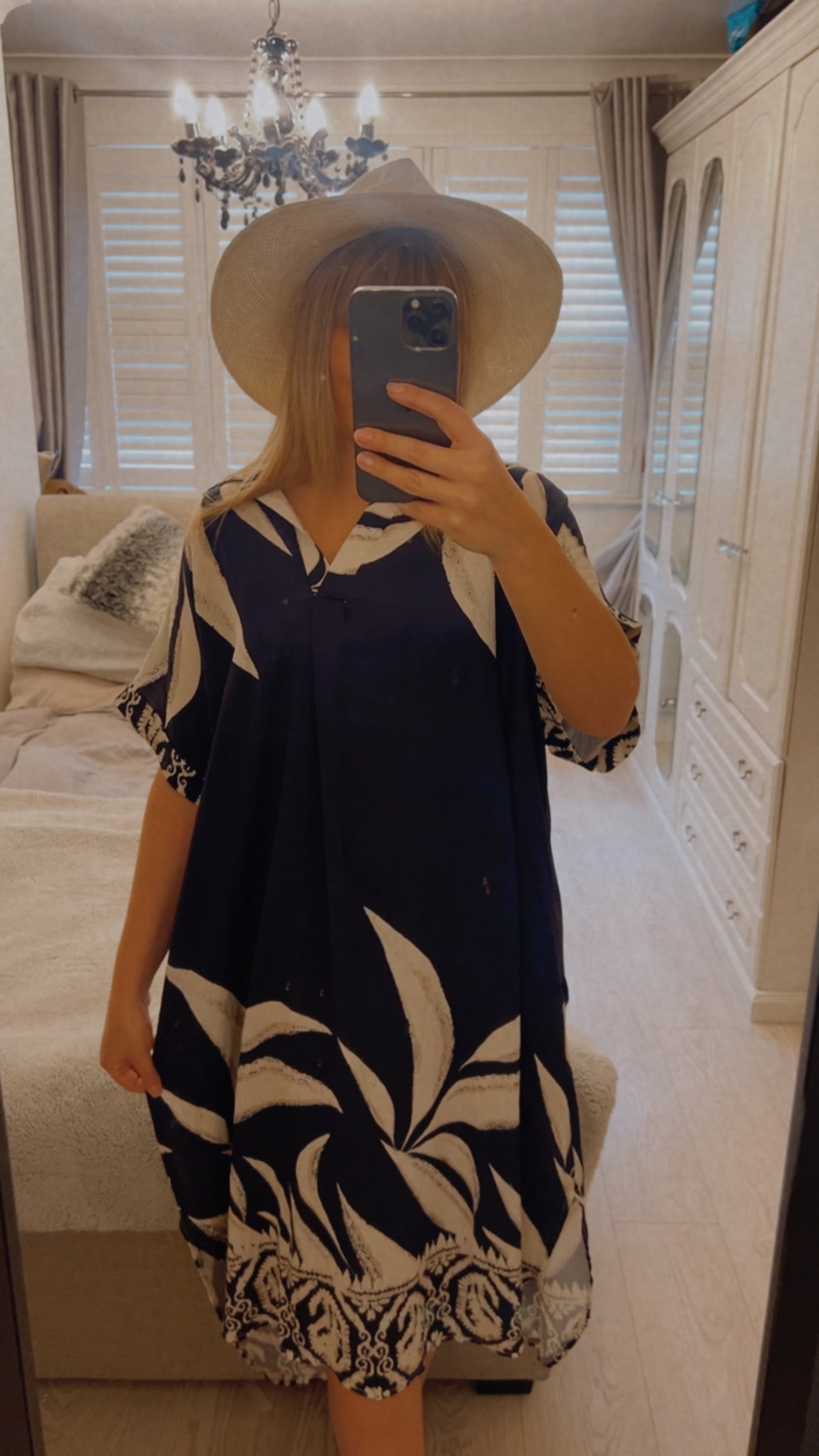 RELAXED FIT DRESS (10 -20)