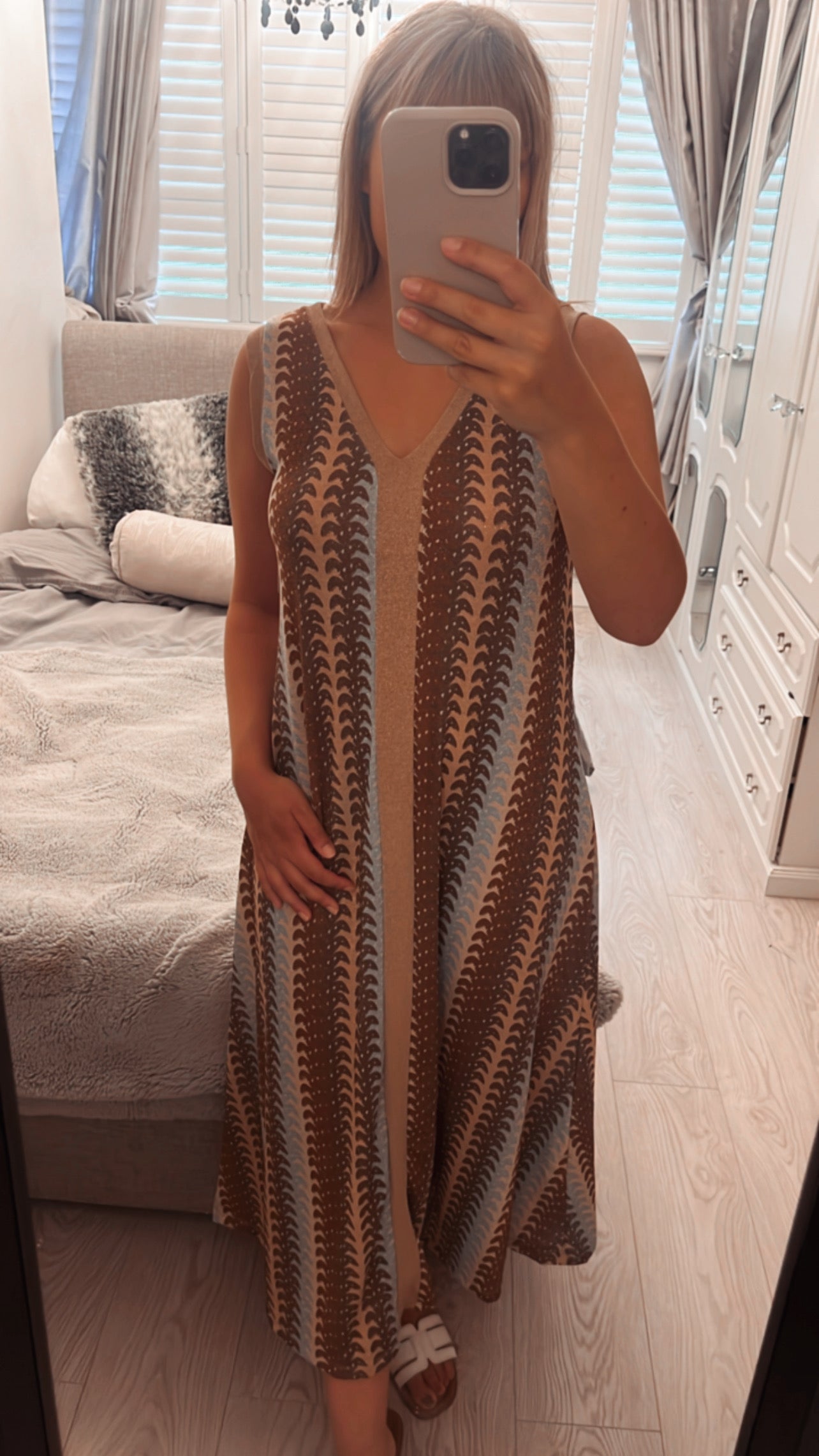 SPARKLE DRESSES
