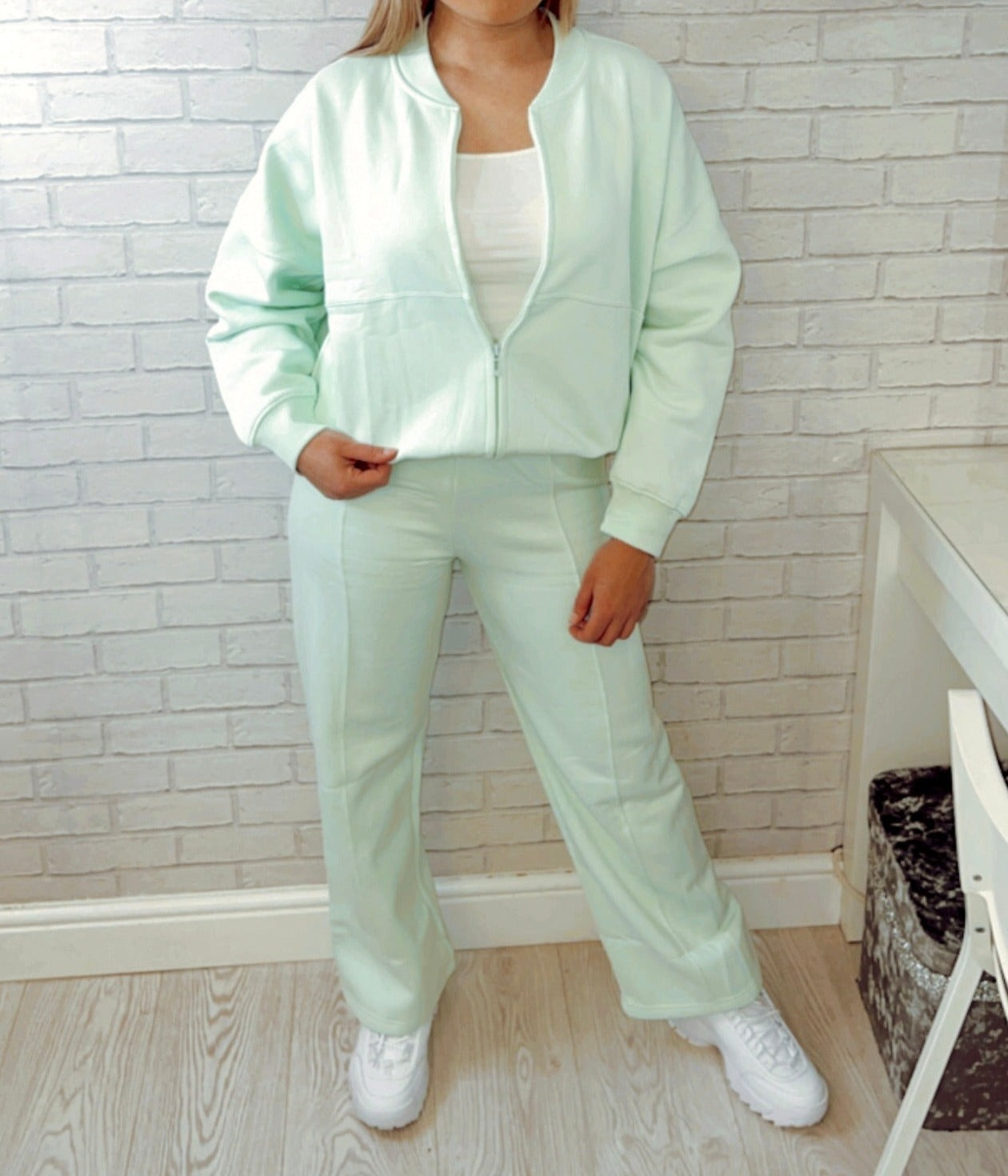 BOMBER STYLE TRACKSUIT