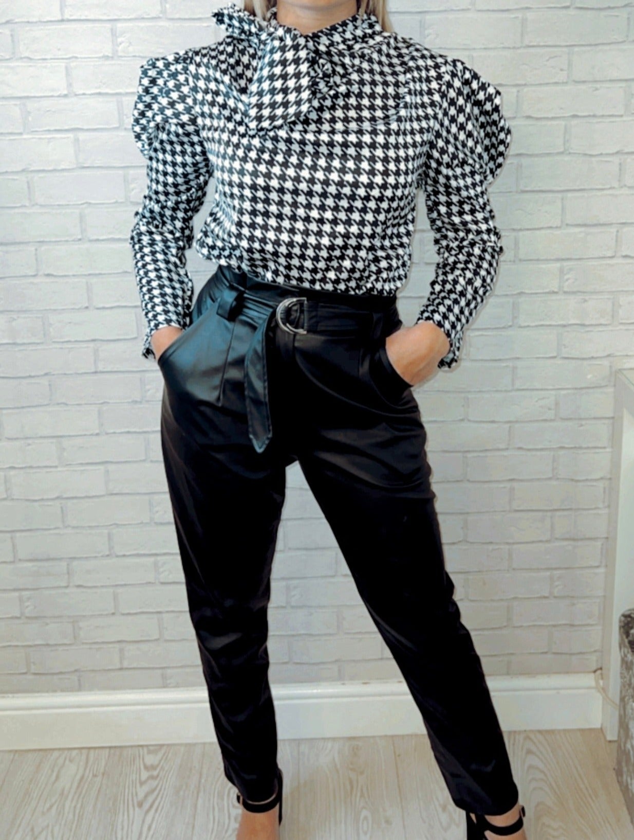 Houndstooth Pussybow Satin Top