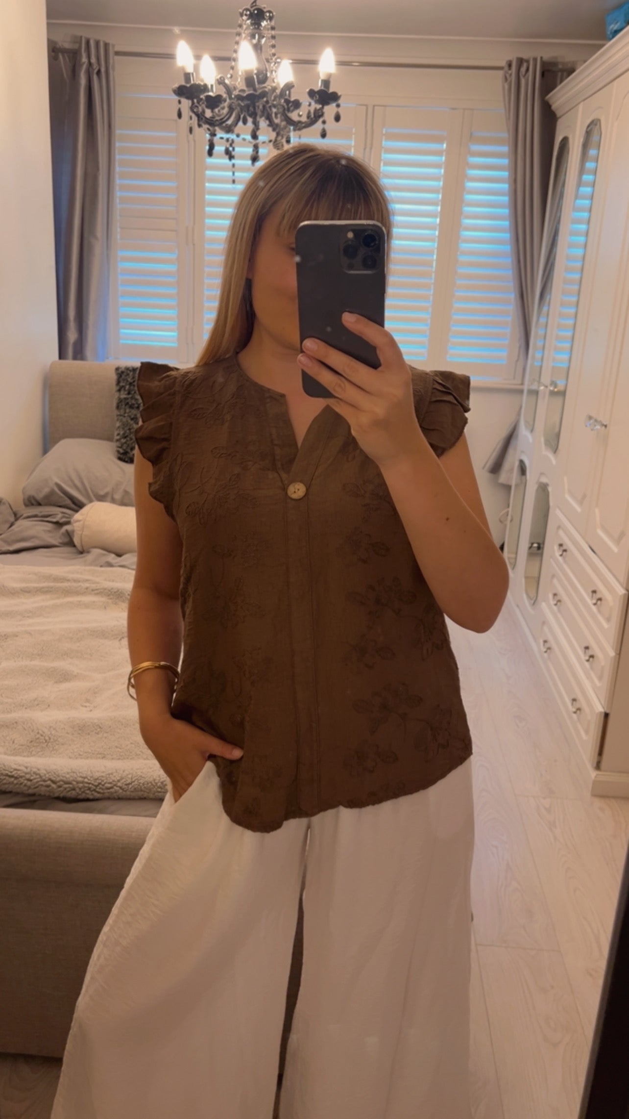 FRILL SLEEVE BLOUSE