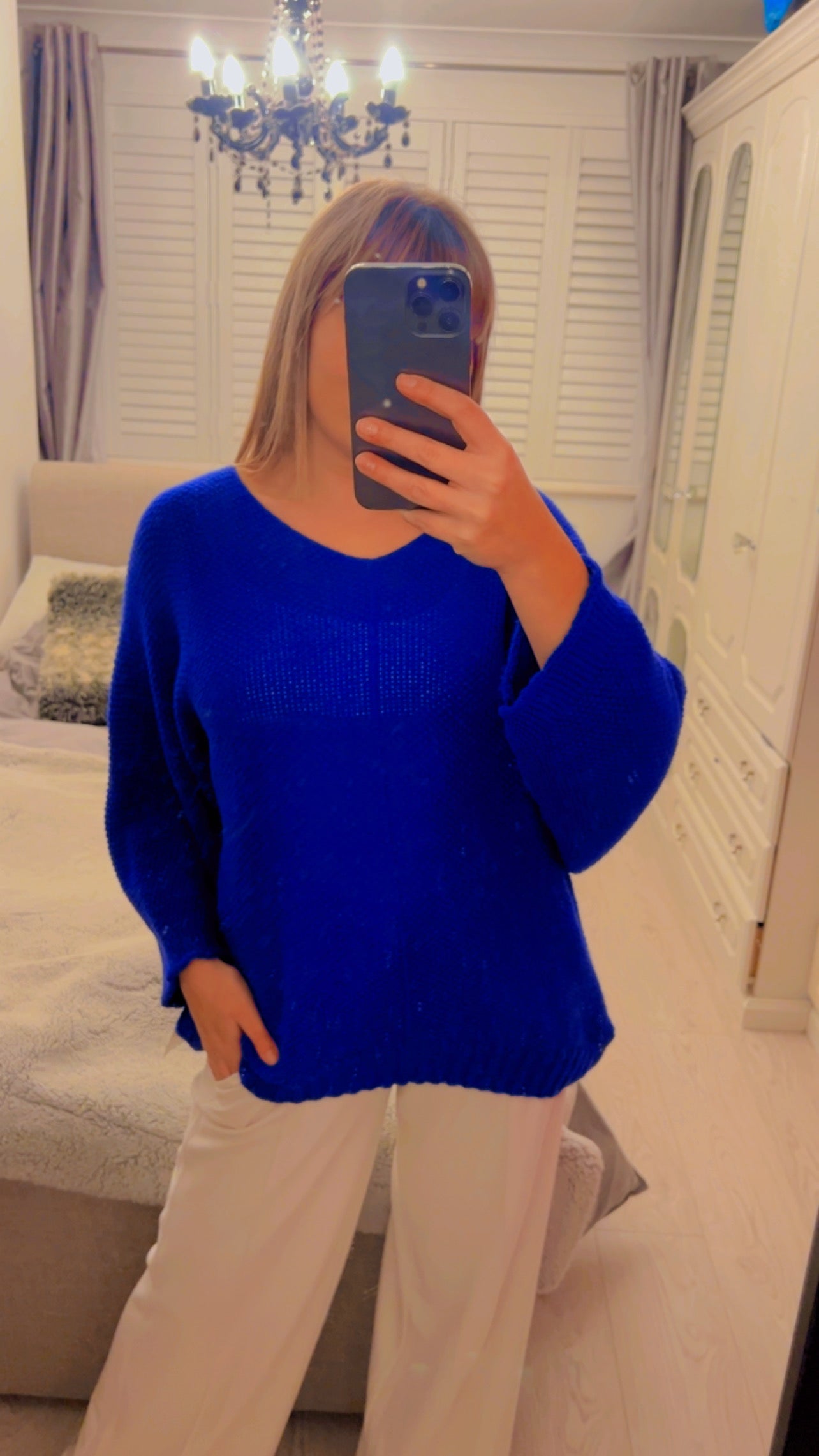 BATWING V NECK JUMPER