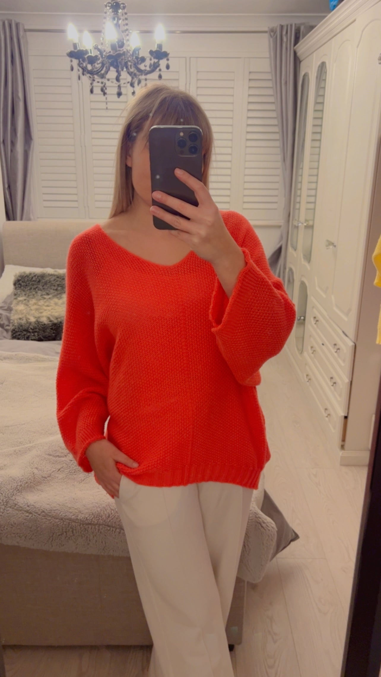 BATWING V NECK JUMPER