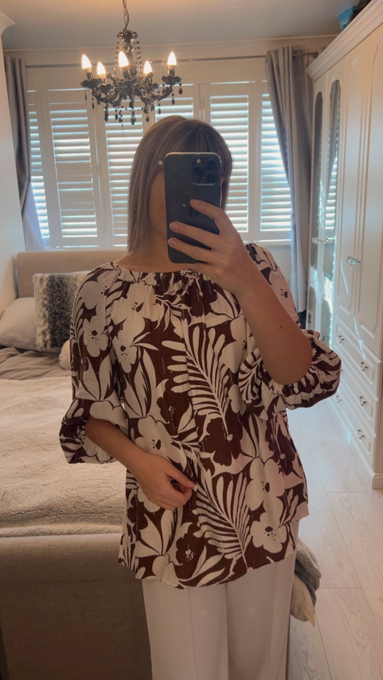 LINEN BLEND FLORAL BLOUSE