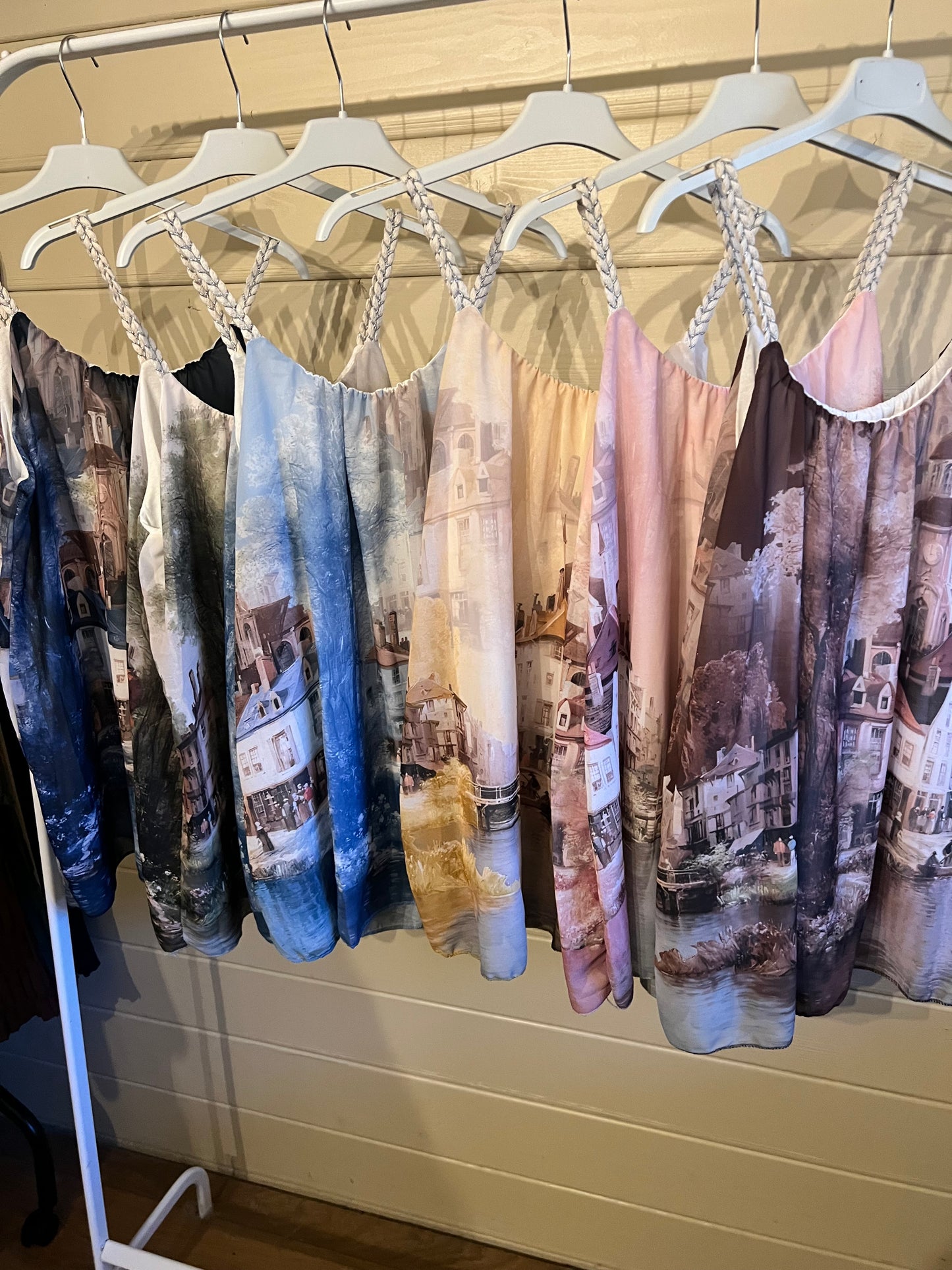 LUXE VEST TOP (8-16)