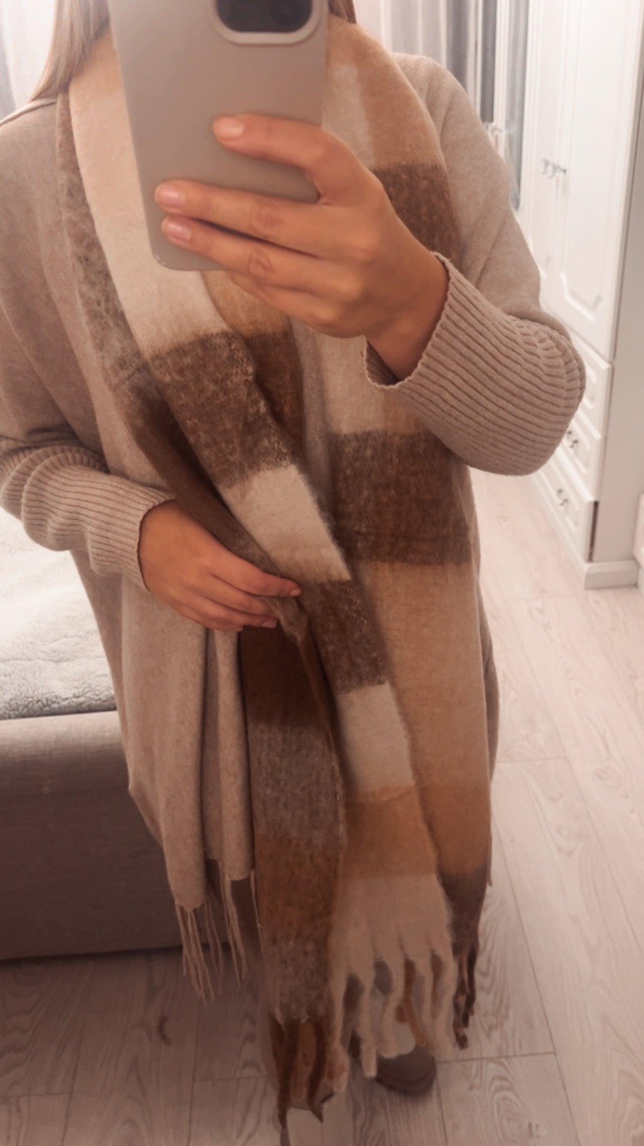 LONG LENGTH SCARF