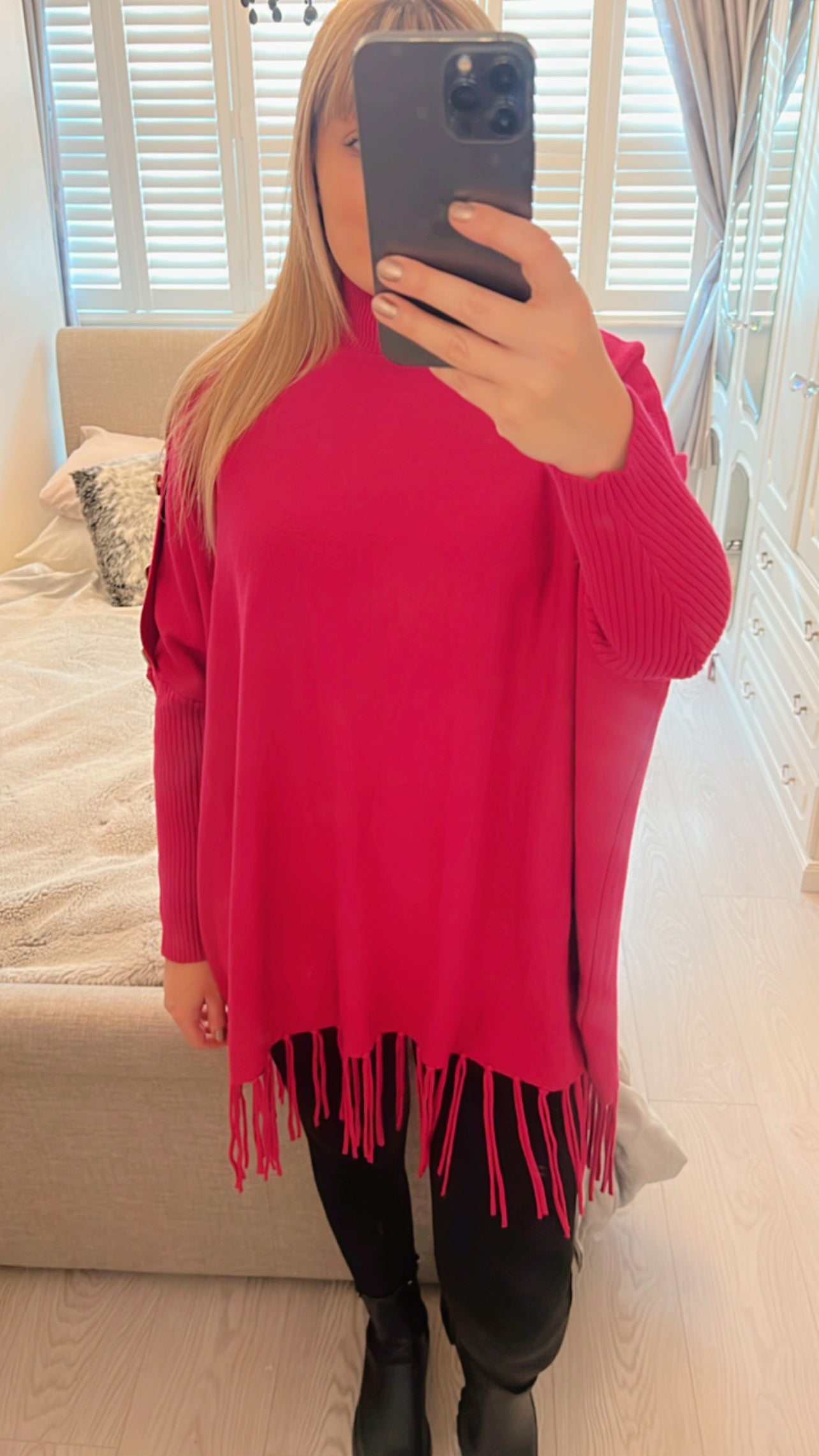 FRINGE KNITTED JUMPERS