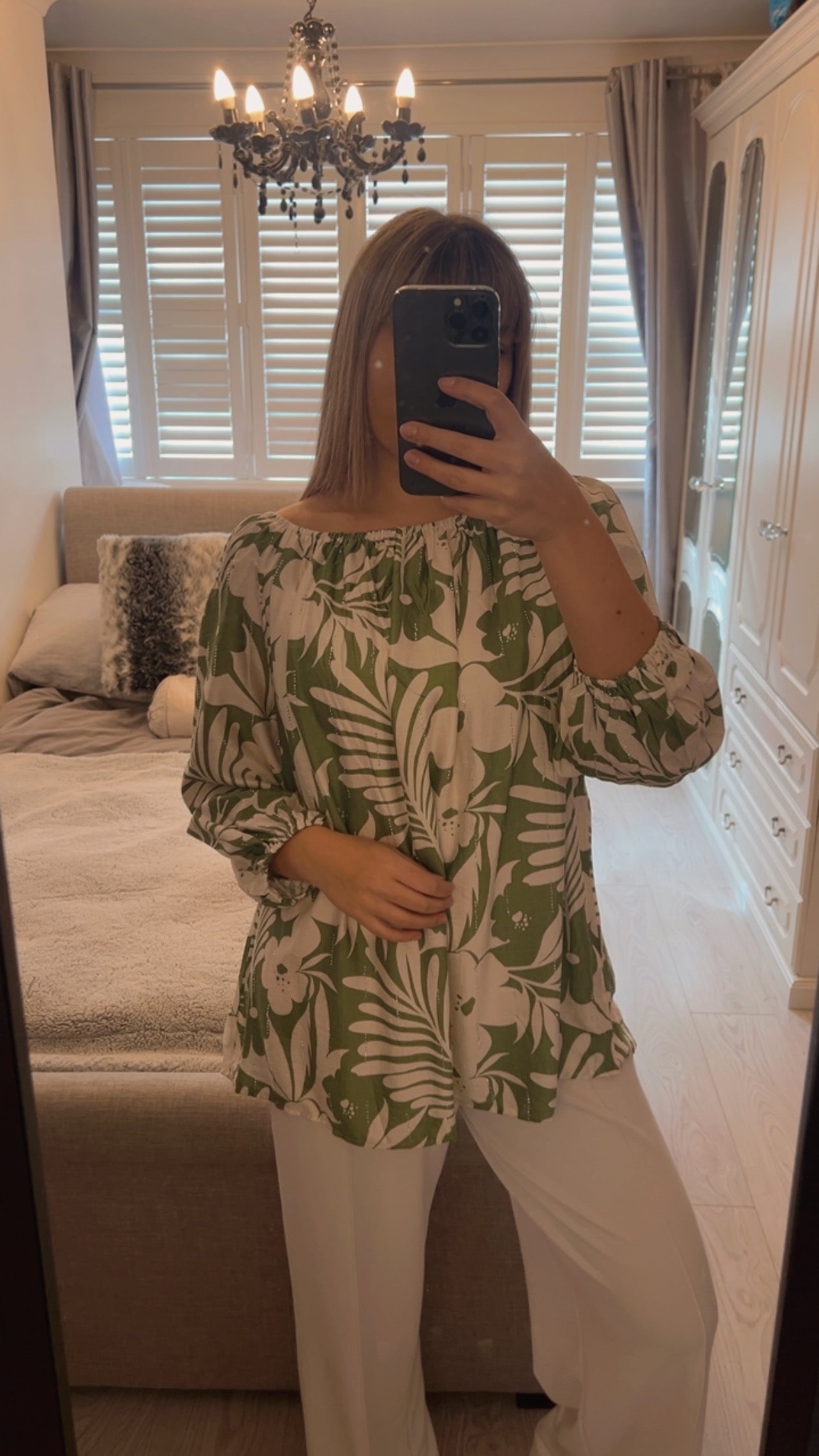 LINEN BLEND FLORAL BLOUSE