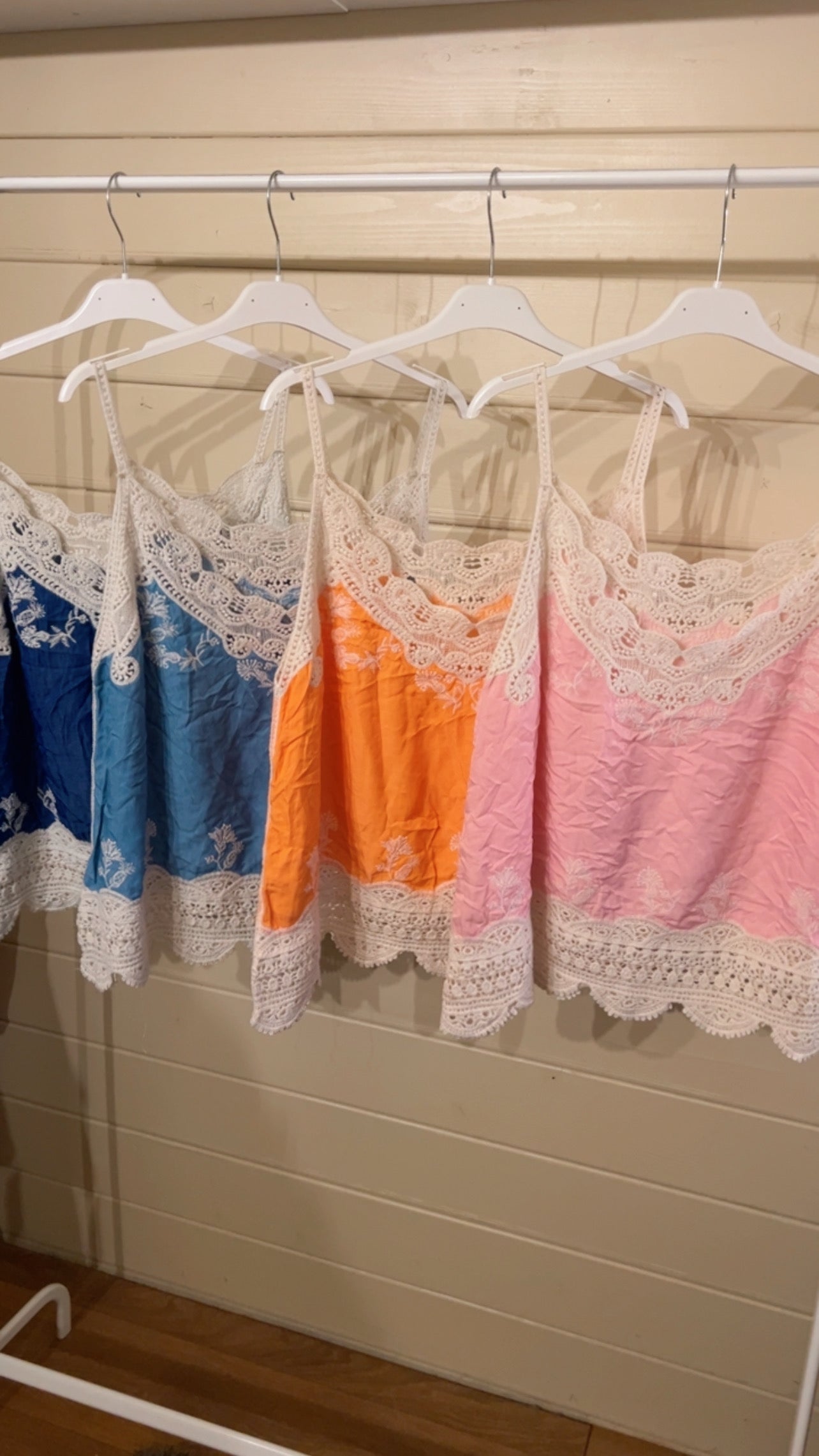 CROCHET PASTEL VEST TOP (ONE SIZE 8 - 18)