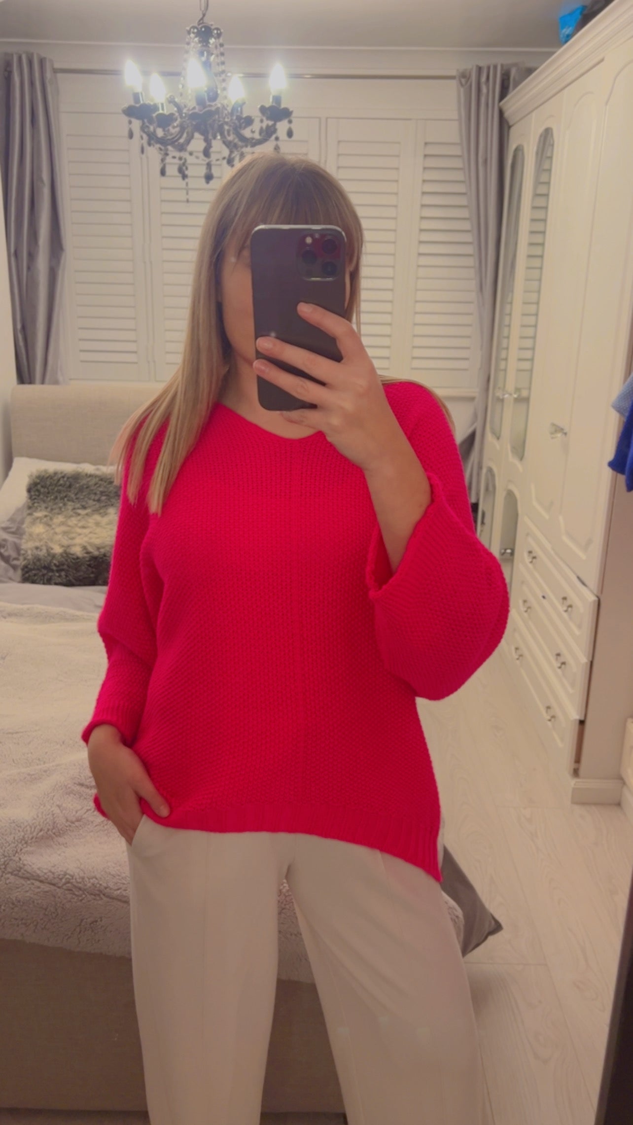 BATWING V NECK JUMPER