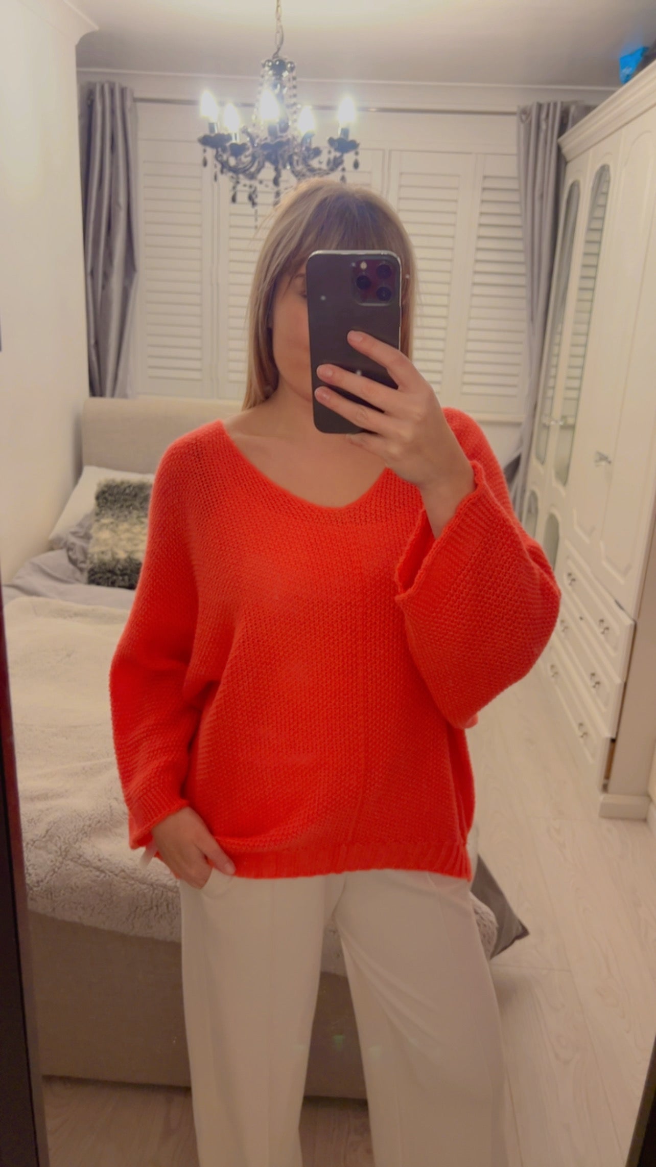 BATWING V NECK JUMPER