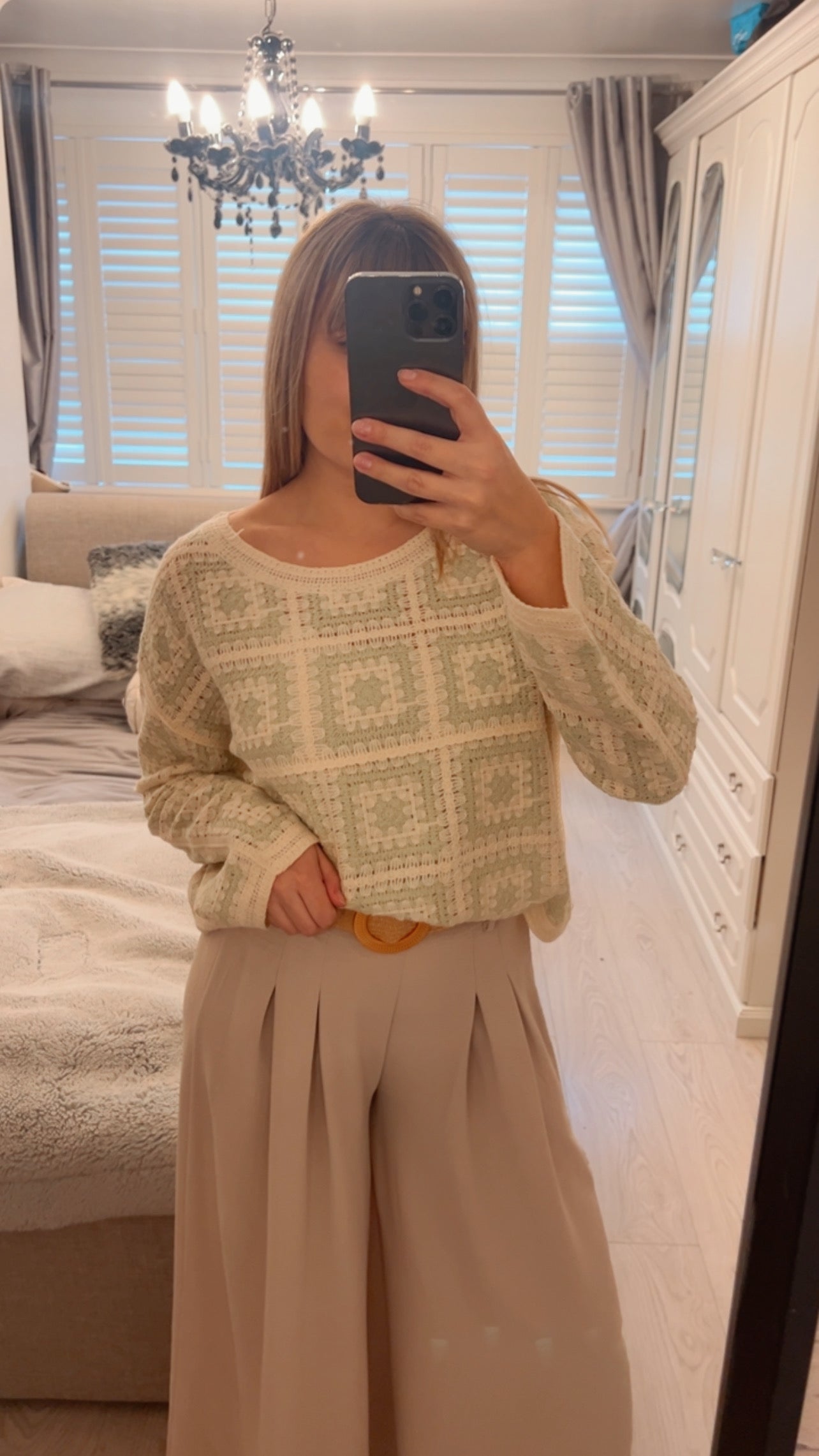 LONG SLEEVE CROCHET TOP