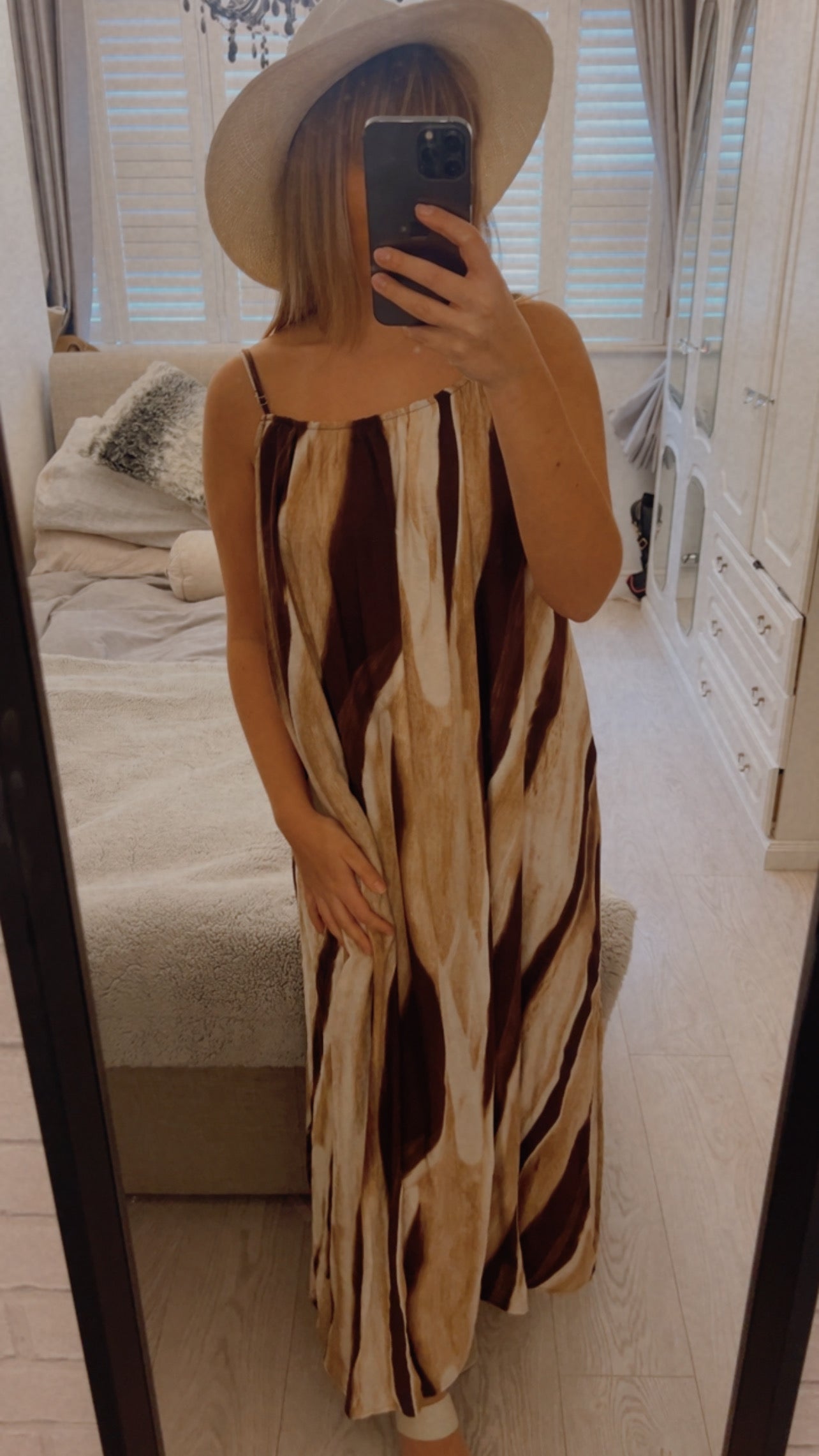 LUCY MAXI DRESS