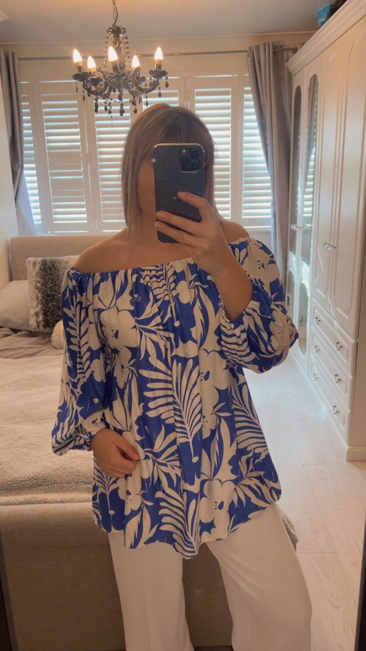 LINEN BLEND FLORAL BLOUSE