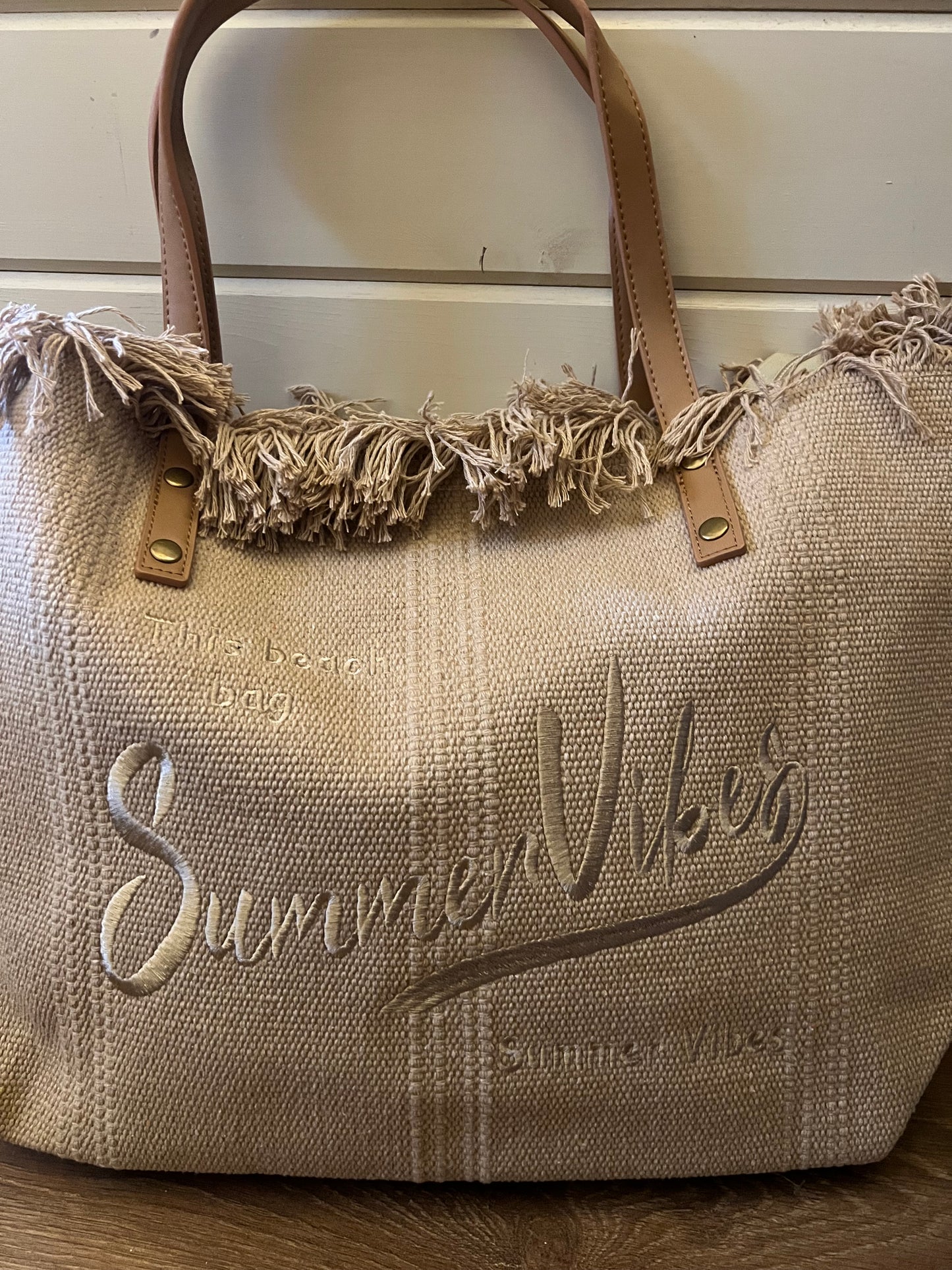 SUMMER STRAW BAGS