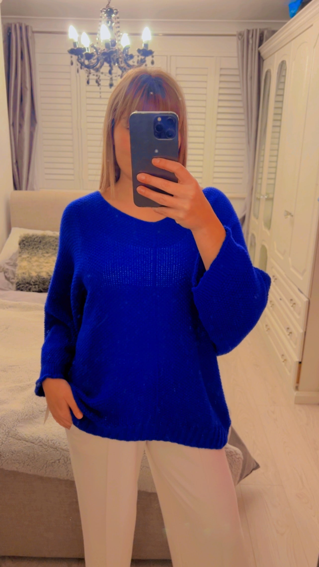 BATWING V NECK JUMPER