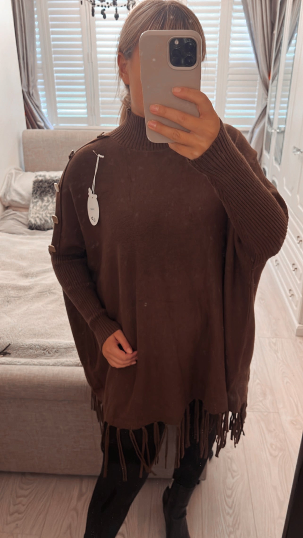 FRINGE KNITTED JUMPERS