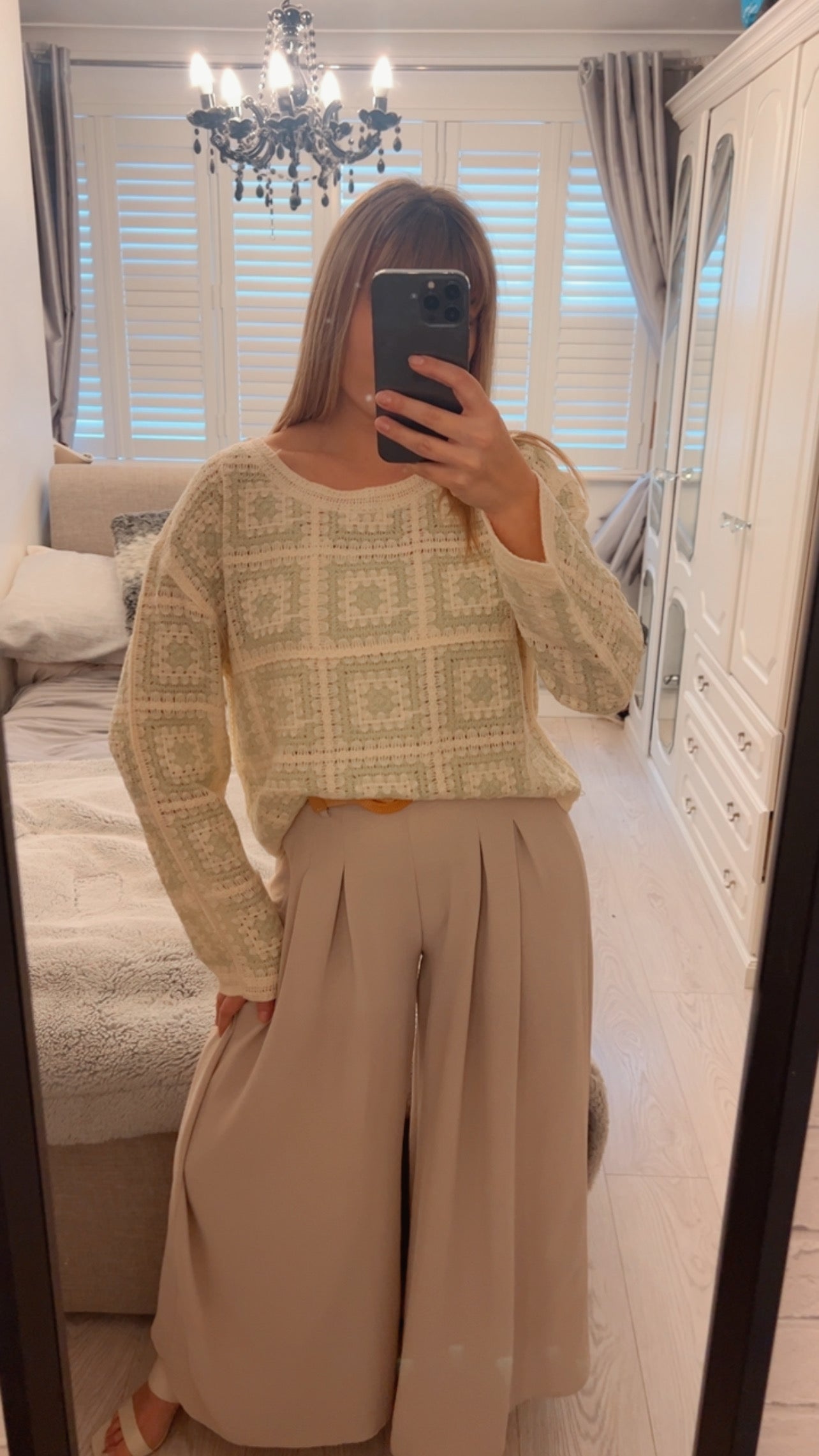 LONG SLEEVE CROCHET TOP