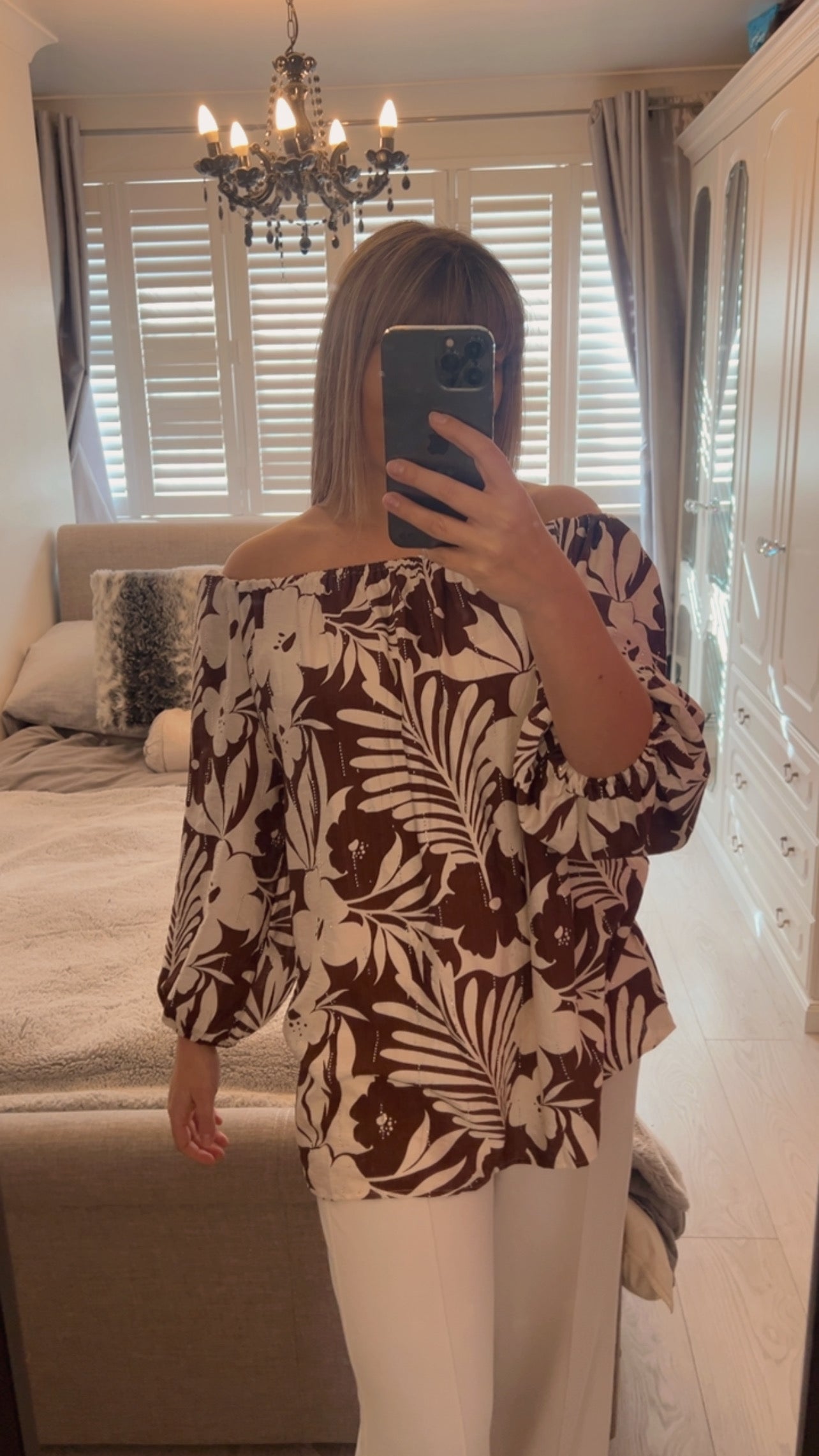 LINEN BLEND FLORAL BLOUSE