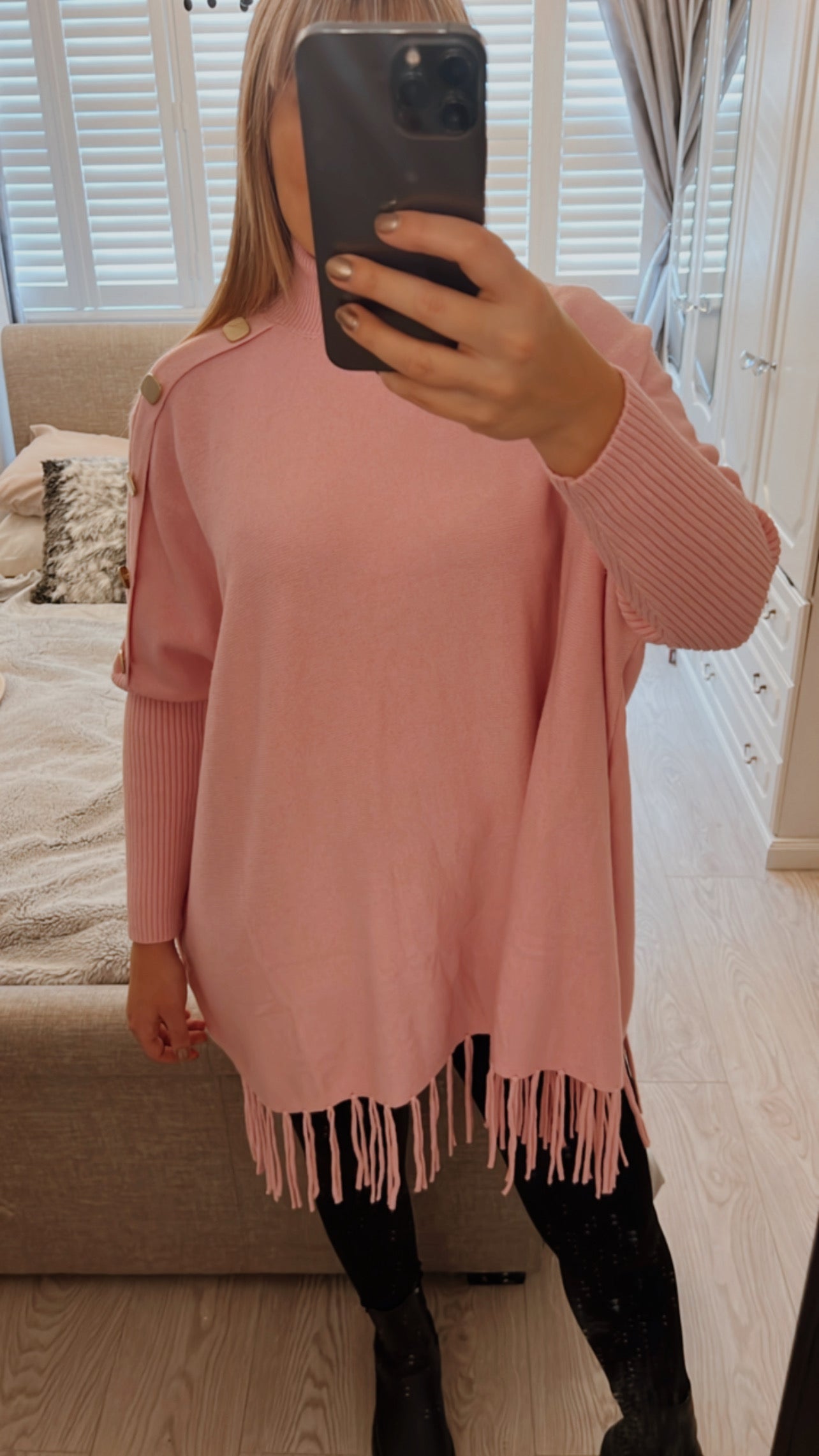 FRINGE KNITTED JUMPERS