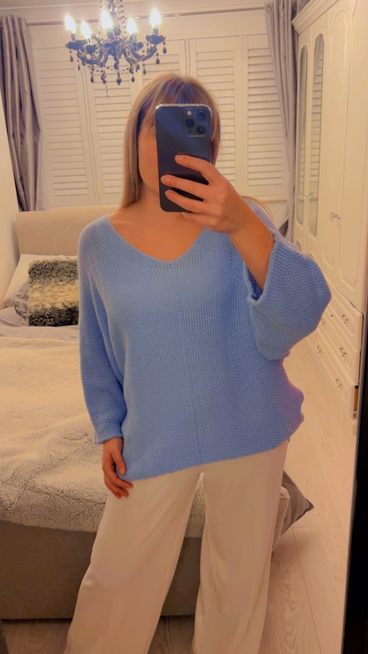 BATWING V NECK JUMPER