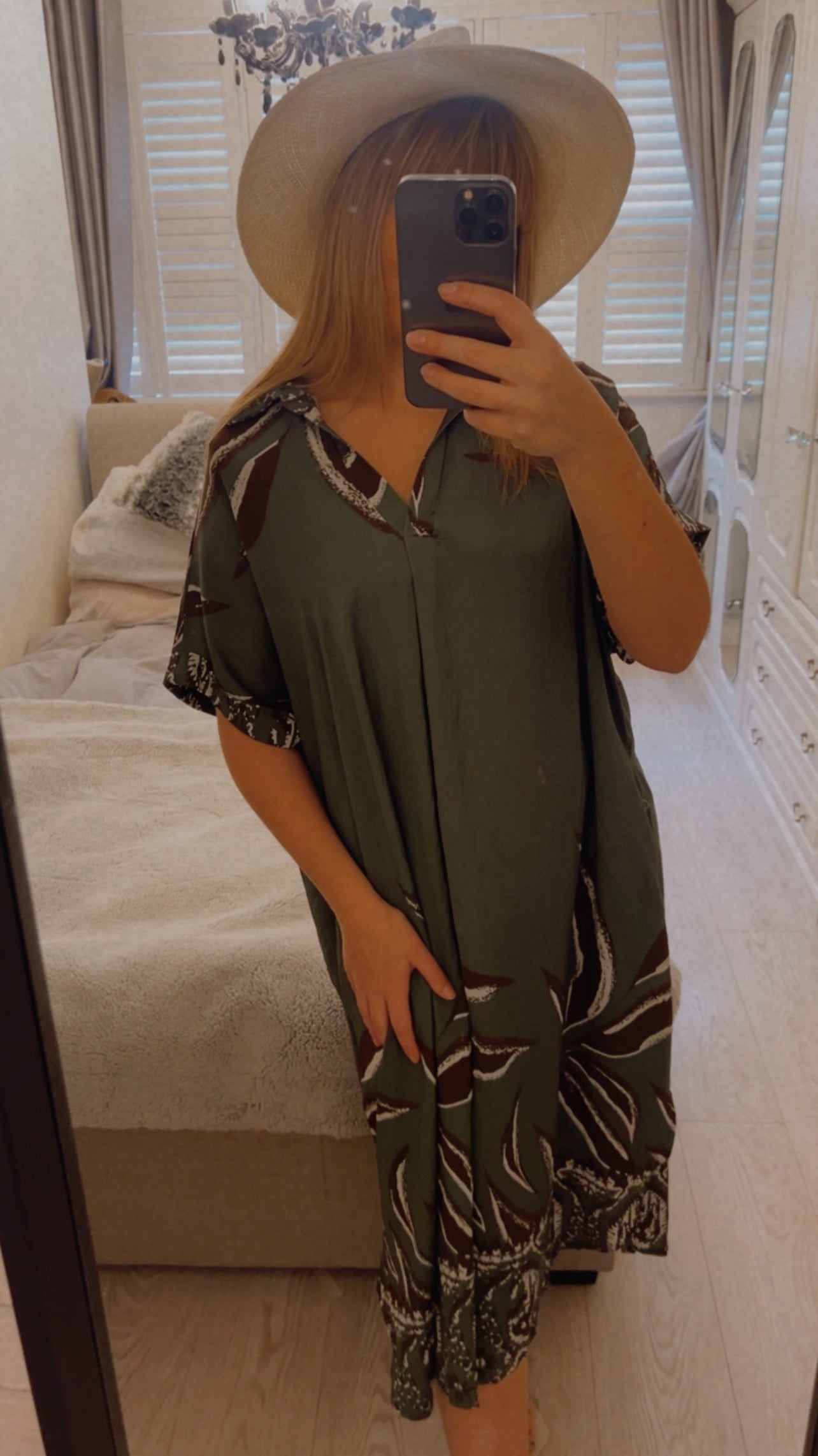 RELAXED FIT DRESS (10 -20)