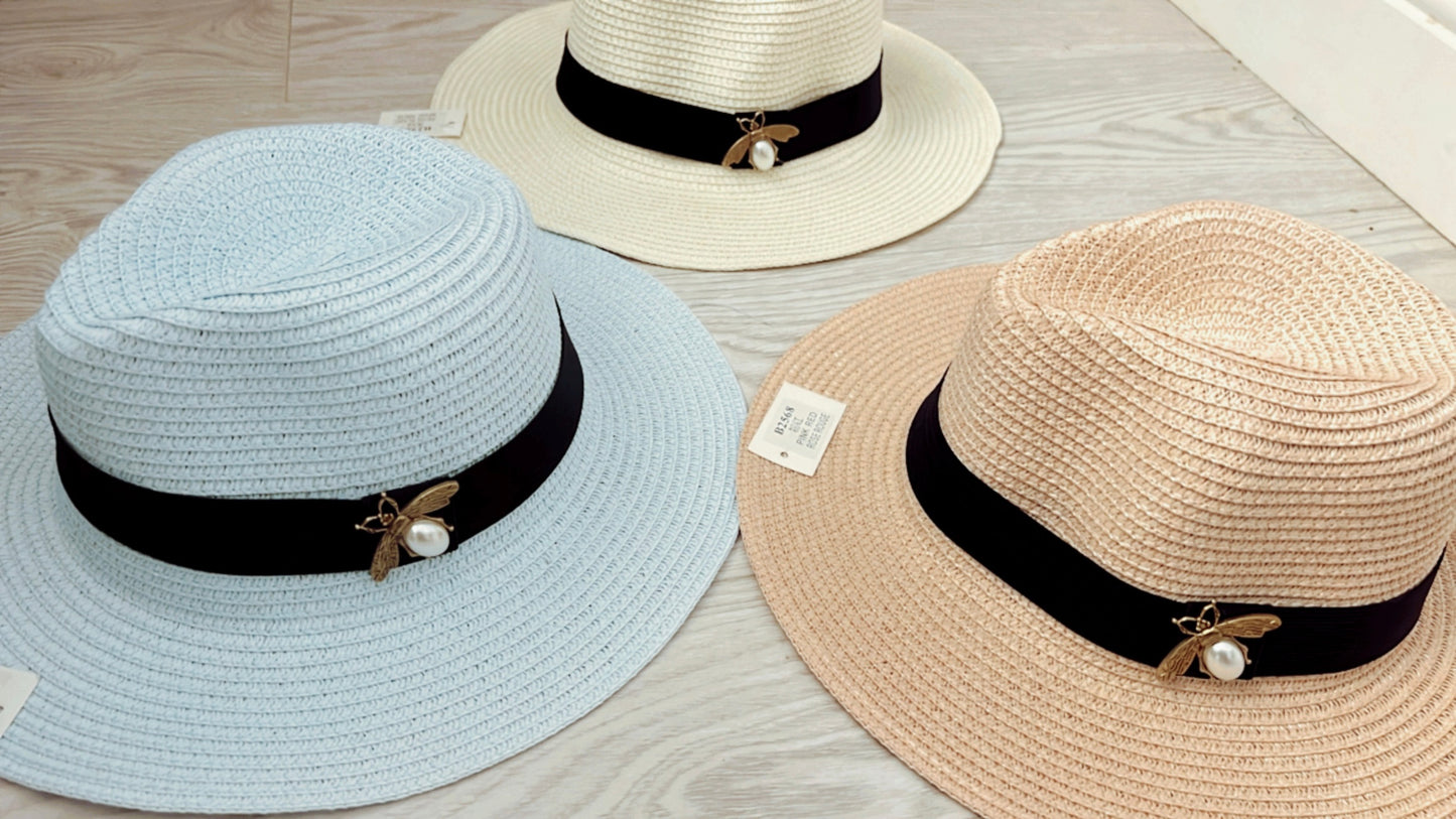 PASTEL STRAW HATS