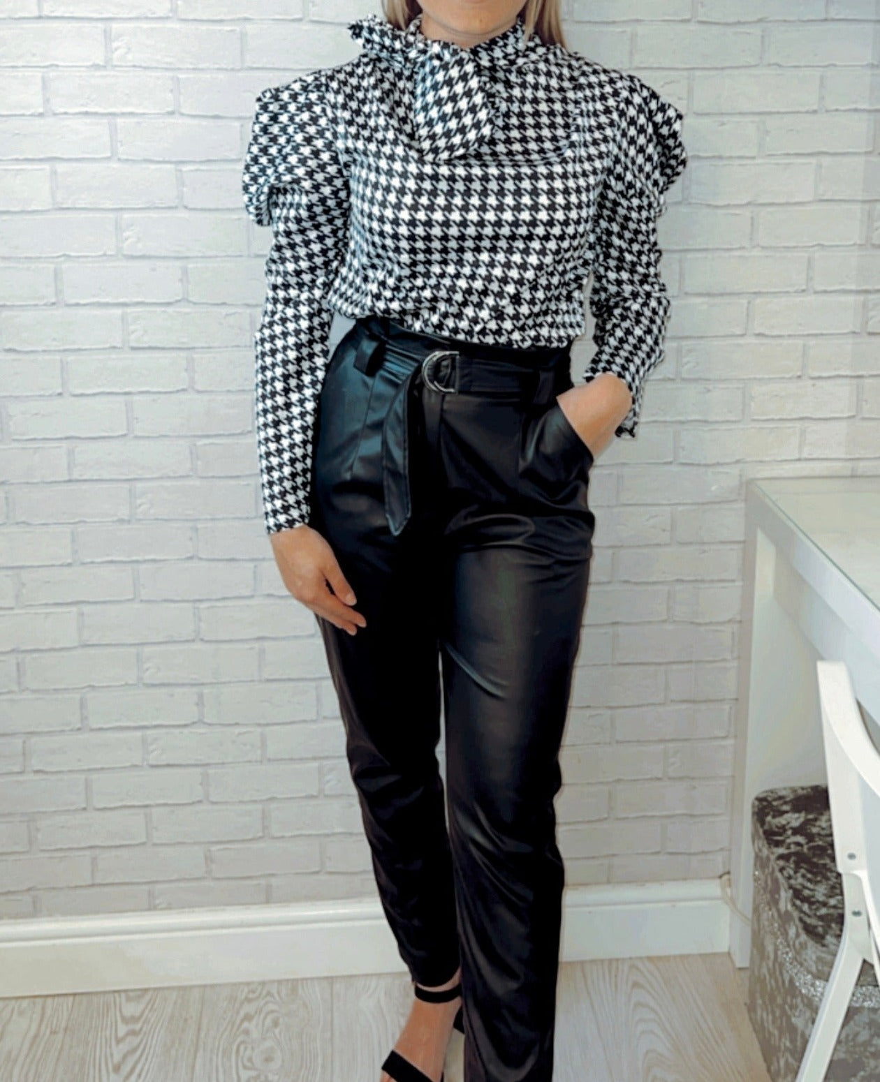 Houndstooth Pussybow Satin Top